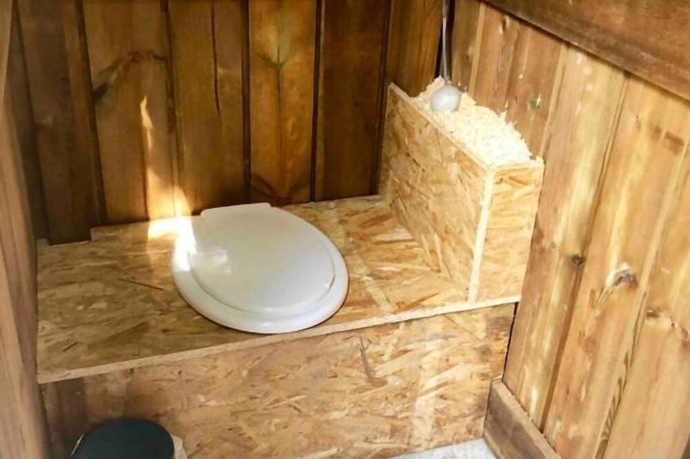 Vendee De Bivouac (4 estaciones climatizadas) \"les pins\" -sauna in Chaix, Fontenay-le-Comte