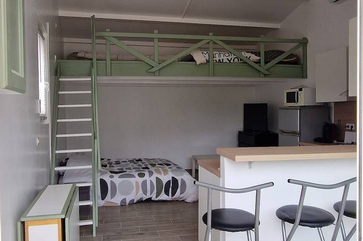 Location de vacances pour 4 personnes, avec jardin à Cuges-les-Pins - 2