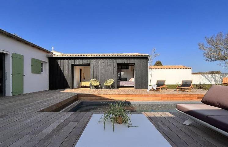Villa pour 10 personnes, avec Terrasse ainsi que Jardin et Piscine à Ars-en-Ré
