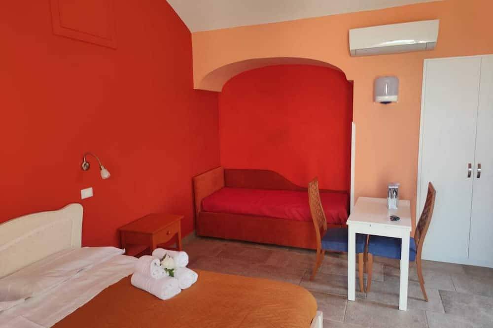 Apartamento entero, Apartment Lucia in Vico Equense, Sorrento Coast
