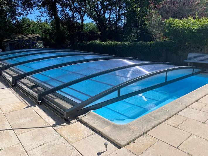 Location de vacances pour 2 personnes, avec jardin ainsi que vue et piscine à Treffiagat - 3