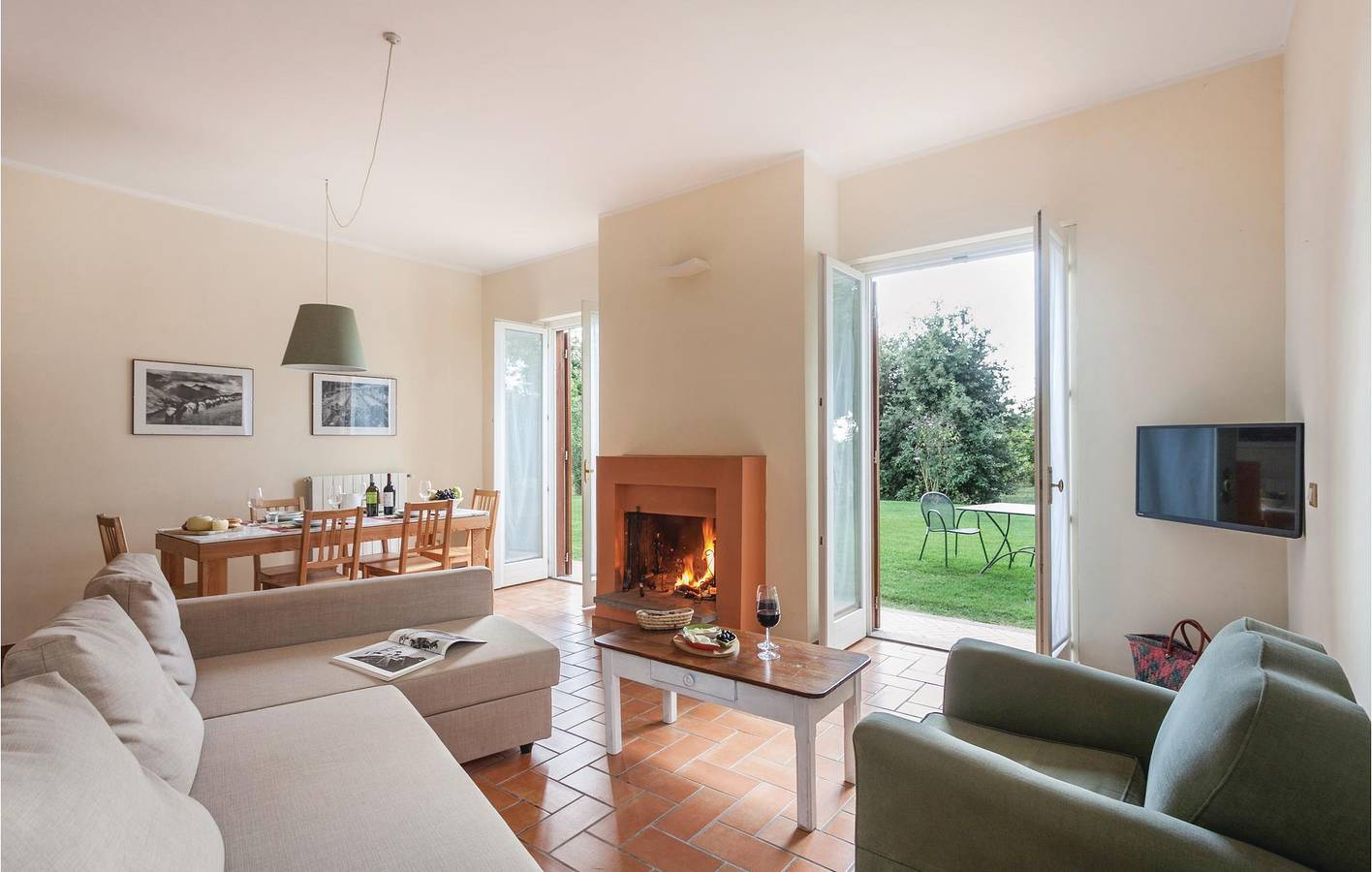 Ganze Ferienwohnung, Ferienwohnung für 4 Personen mit Pool in Capranica, Viterbo Provinz