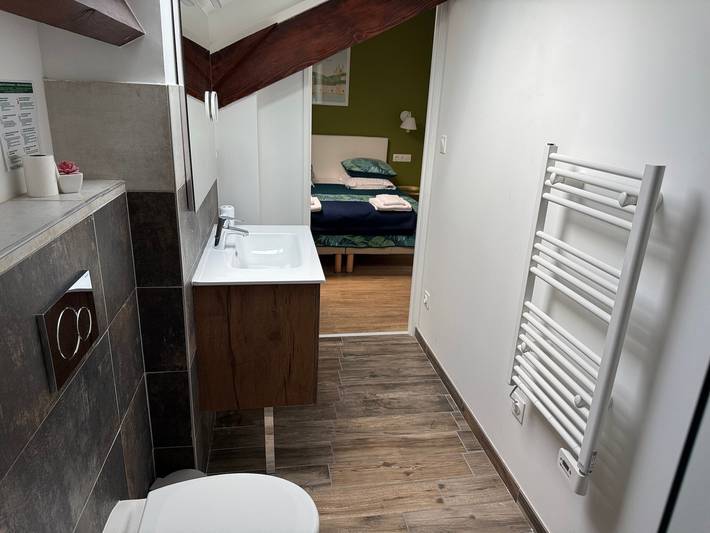 Location de vacances pour 2 personnes, avec jardin, adapté aux familles à Lyon - 4