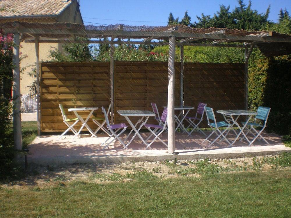 Chambres d'hôtes des Îles - Chambre laurier rose in Piolenc, Vaucluse