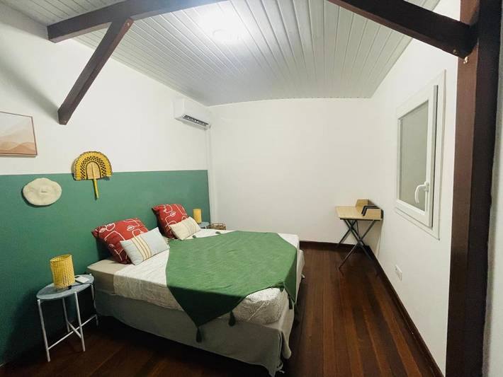 Gîte pour 4 personnes, avec terrasse dans Plage de Montabo - 4