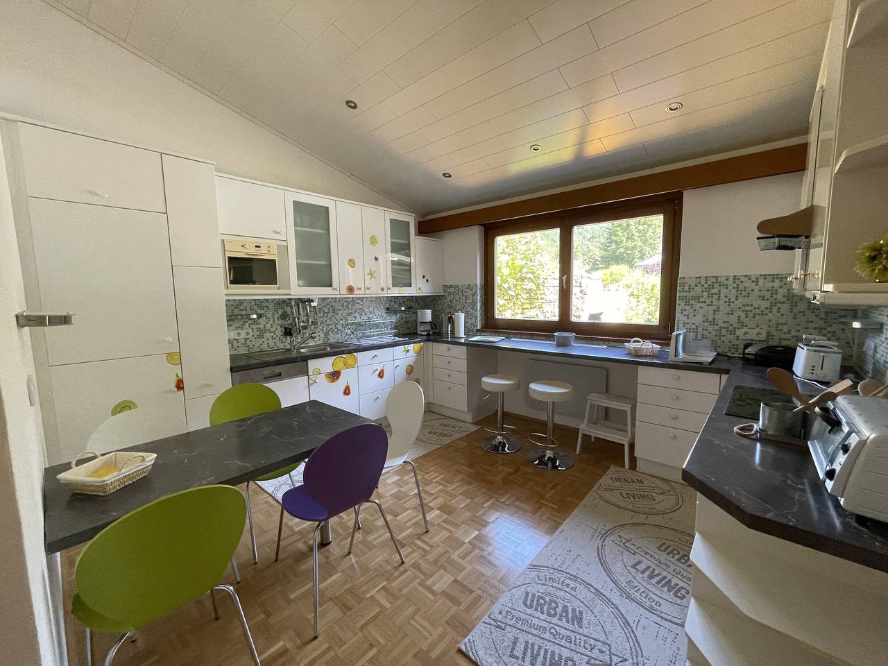 Ferienhaus "Haus Linsendorf" mit privatem Seezugang, Pool & Wi-Fi in Gallizien, Unterkärnten