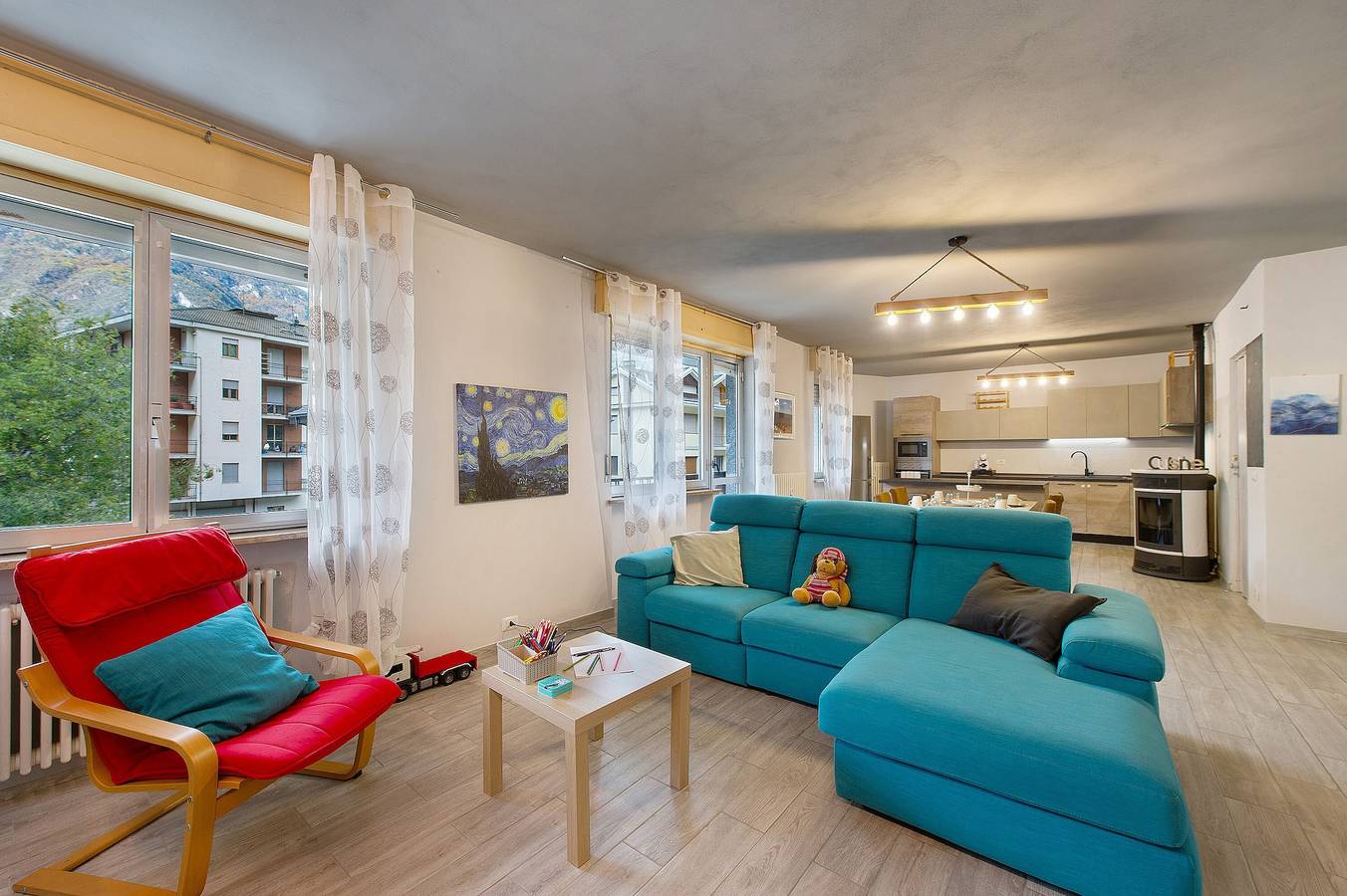 Appartement entier, Appartement moderne de trois pièces à Verrès avec vue sur les montagnes in Verrès, Comune di Verrès