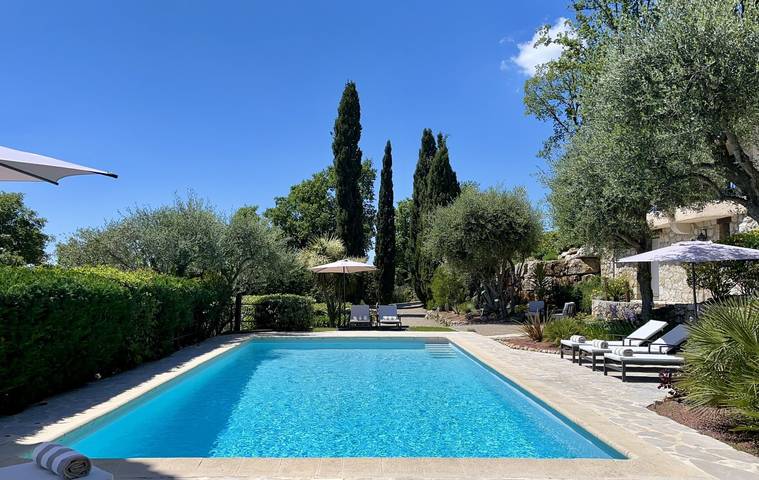 Chambre d’hôte pour 2 personnes, avec piscine et jardin dans les Alpes maritimes - 2