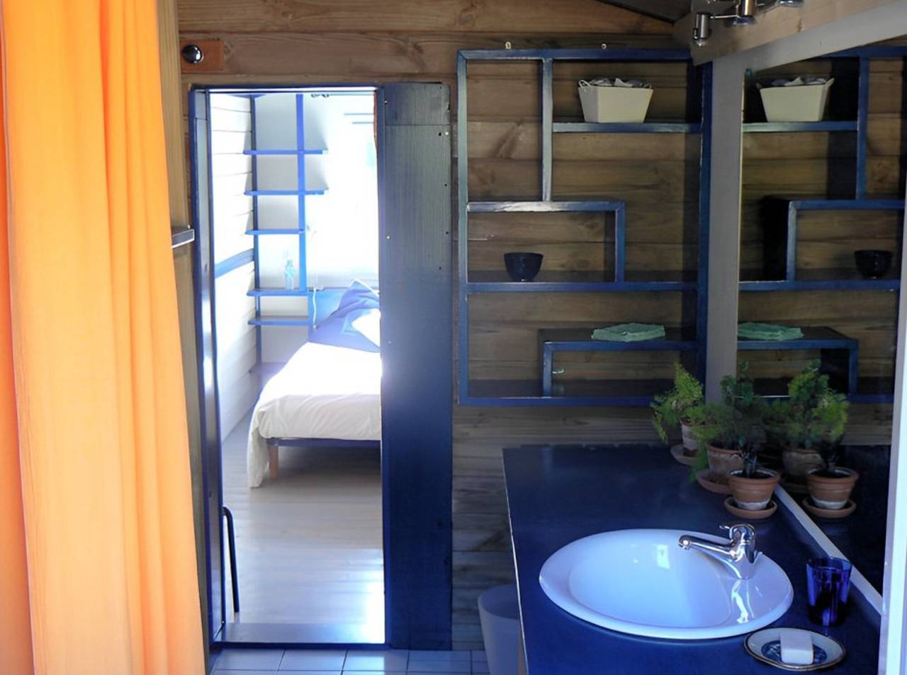 Chambre d'hôtes 'Le Sabel - Cabanon' avec vue sur la montagne et Wi-Fi in Mourèze, Région de Lodève