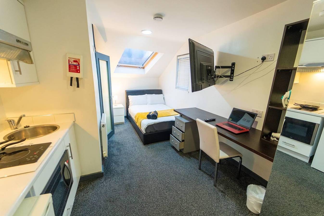Studio entier, Spacious Comfortable studio near the university in Birmingham, Région de Birmingham