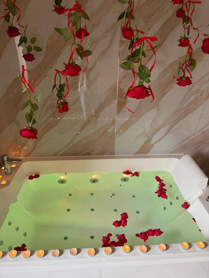 Hôtel pour 2 personnes, avec jacuzzi à Méricourt - 2