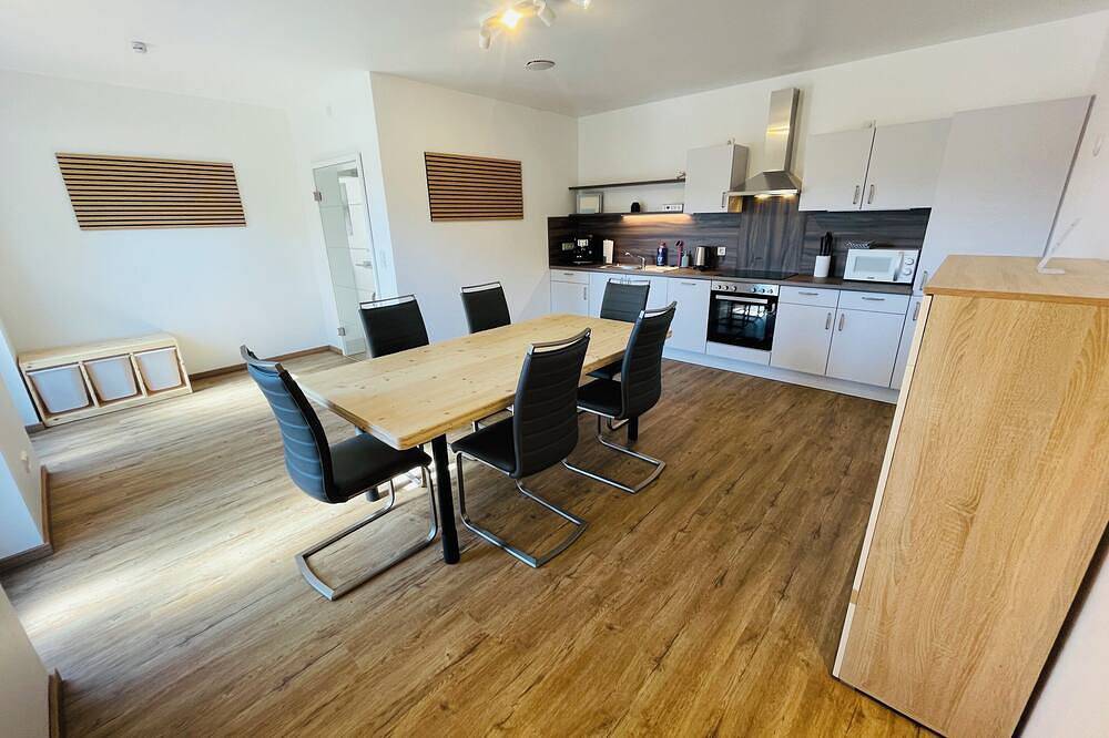 Ganze Wohnung, Ferienwohnung Bad Camberg  - Apartment - Baumwipfel in Bad Camberg, Landkreis Limburg-Weilburg