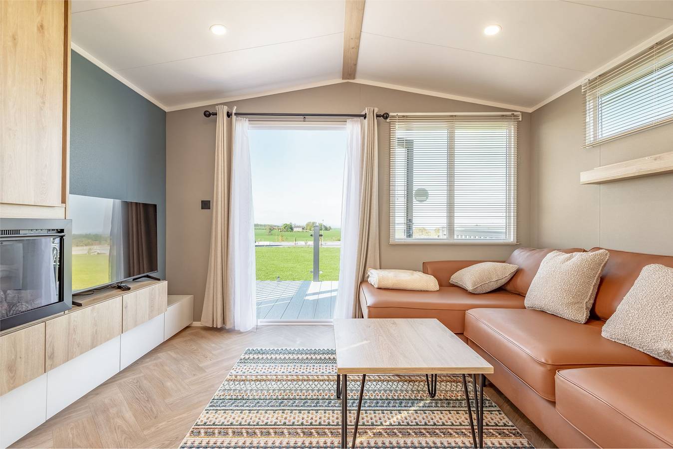 Lodge No 58 | Stewart's Resort Cameron in Fife region