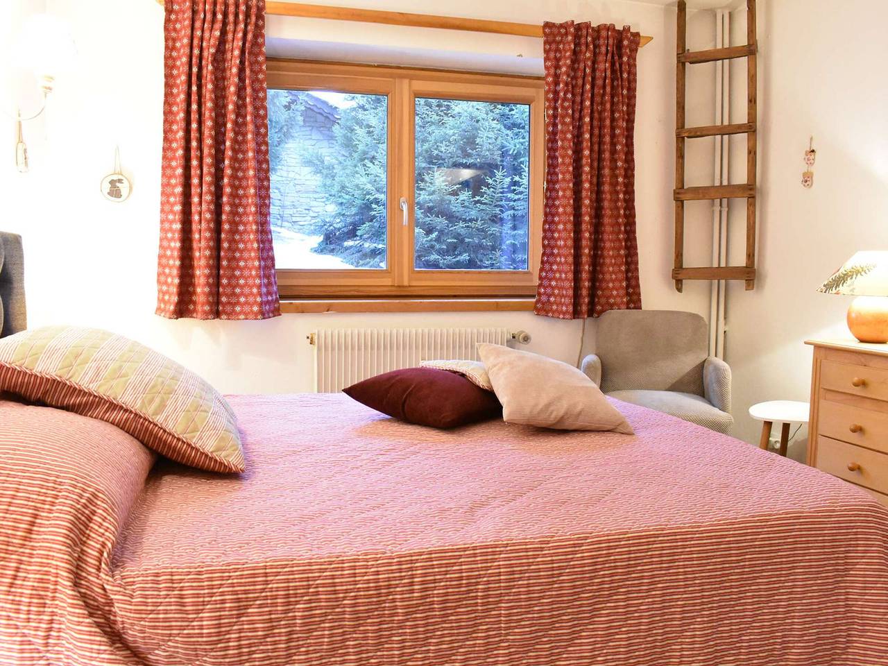 Ganze Wohnung, 2-Zimmer-Apartment für 4 Personen, Méribel, 250m von Pisten, Terrasse, Haustiere erlaubt in Les Allues, Les Trois Vallées