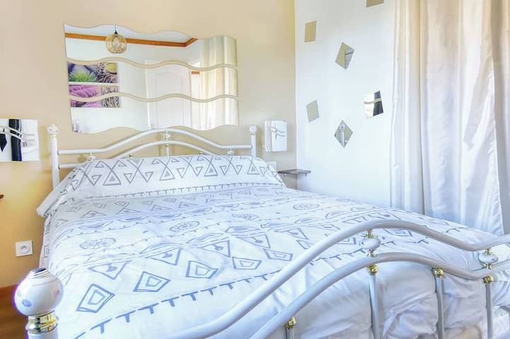 Location de vacances pour 4 personnes, avec jardin, animaux acceptés dans Lac de Paladru - 2