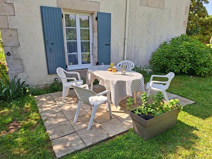 Location de vacances pour 4 personnes, avec vue et jardin à Luçon - 2