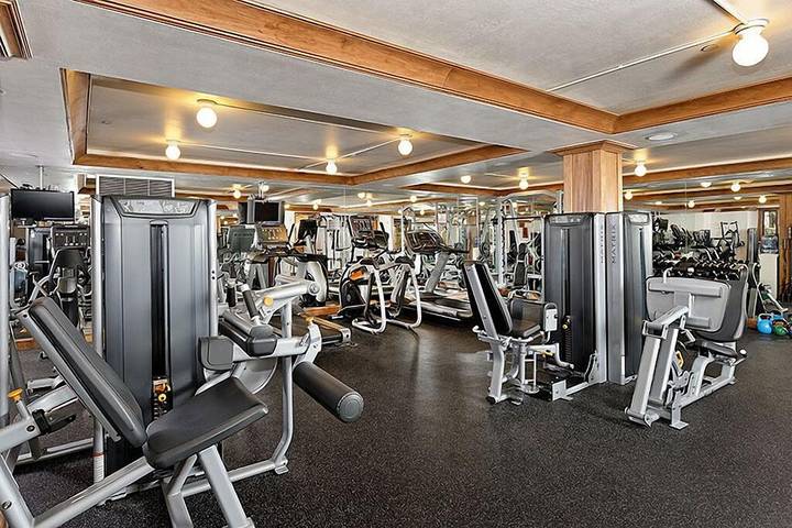 Vacation rental for 6 people, with balcony and hot tub, with pets in Aspen