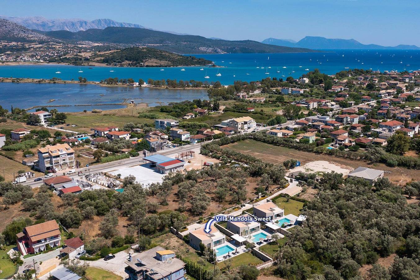 Villa Mandola Sweet by Villa Plus in Καρυώτες, Ελλάδα