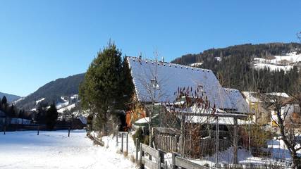 Ferienhaus für 4 Personen, mit Garten und Seeblick sowie Sauna in Österreich