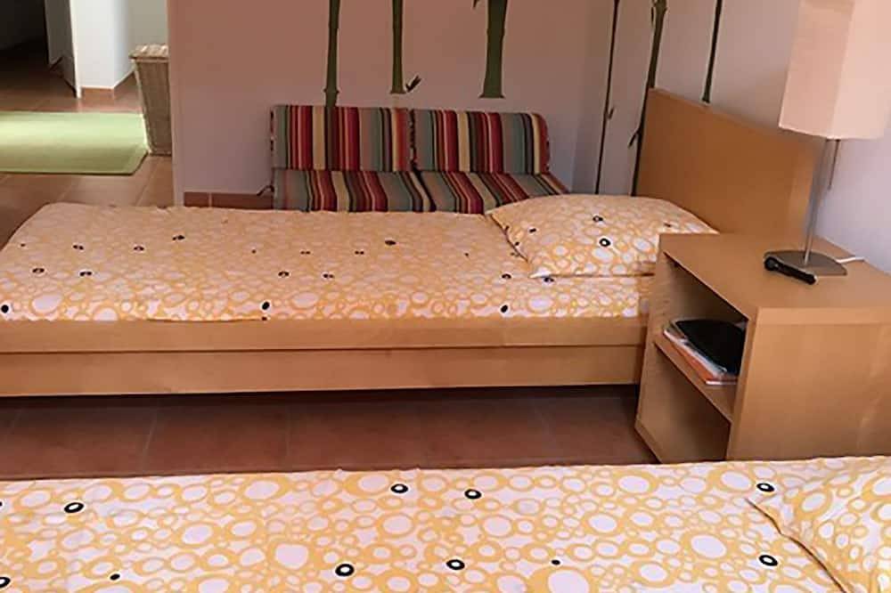 Villa in Saumane mit Pool und Golfplatz in Saumane-de-Vaucluse, Vaucluse
