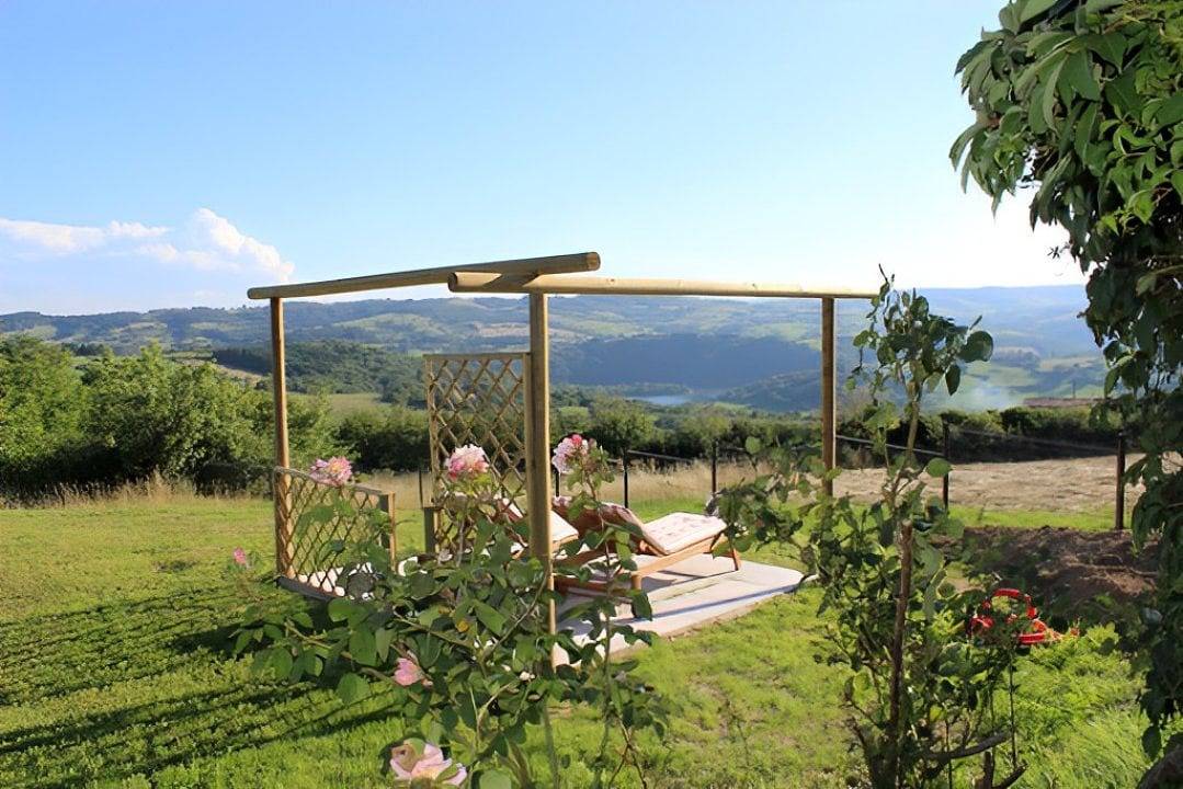 Domaine des Grands Cèdres - Suite de 2 Cours in Cordelle, Région de Roanne