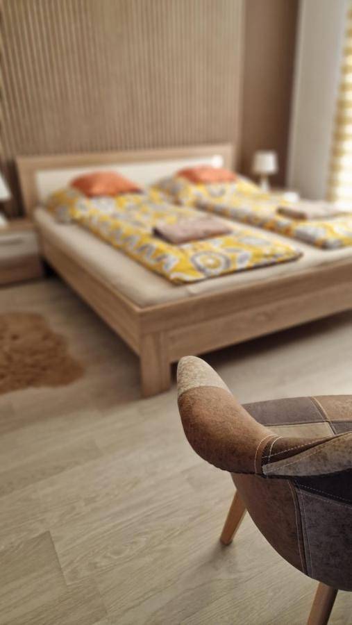 Gîte pour 4 personnes, avec balcon et vue à Zlín