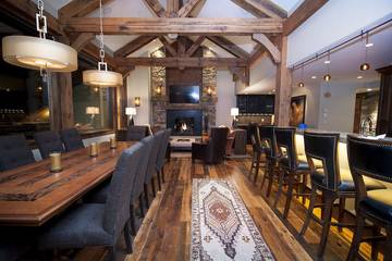 Vacation Apartment for 16 Guests in Mount Crested Butte, Northwest Colorado, Picture 2