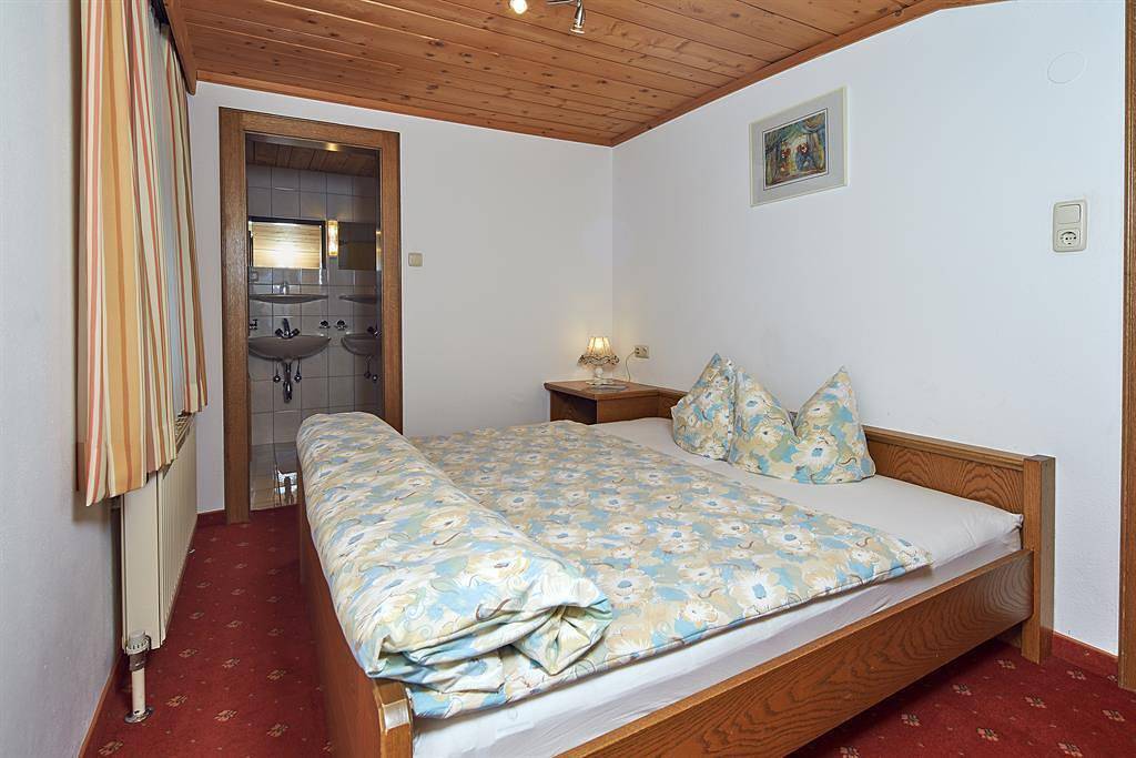 Ganze Ferienwohnung, Appartement 1 in Längenfeld, Ötztal