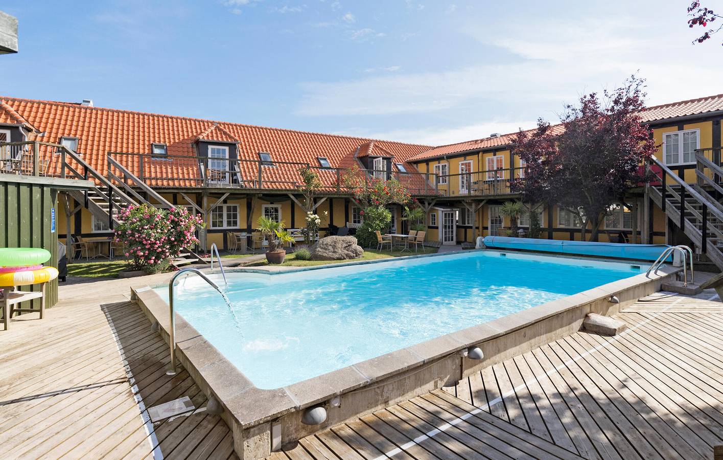 Geheel vakantieappartement, Vakantieappartement voor 3 personen met zwembad in Svaneke, Bornholm
