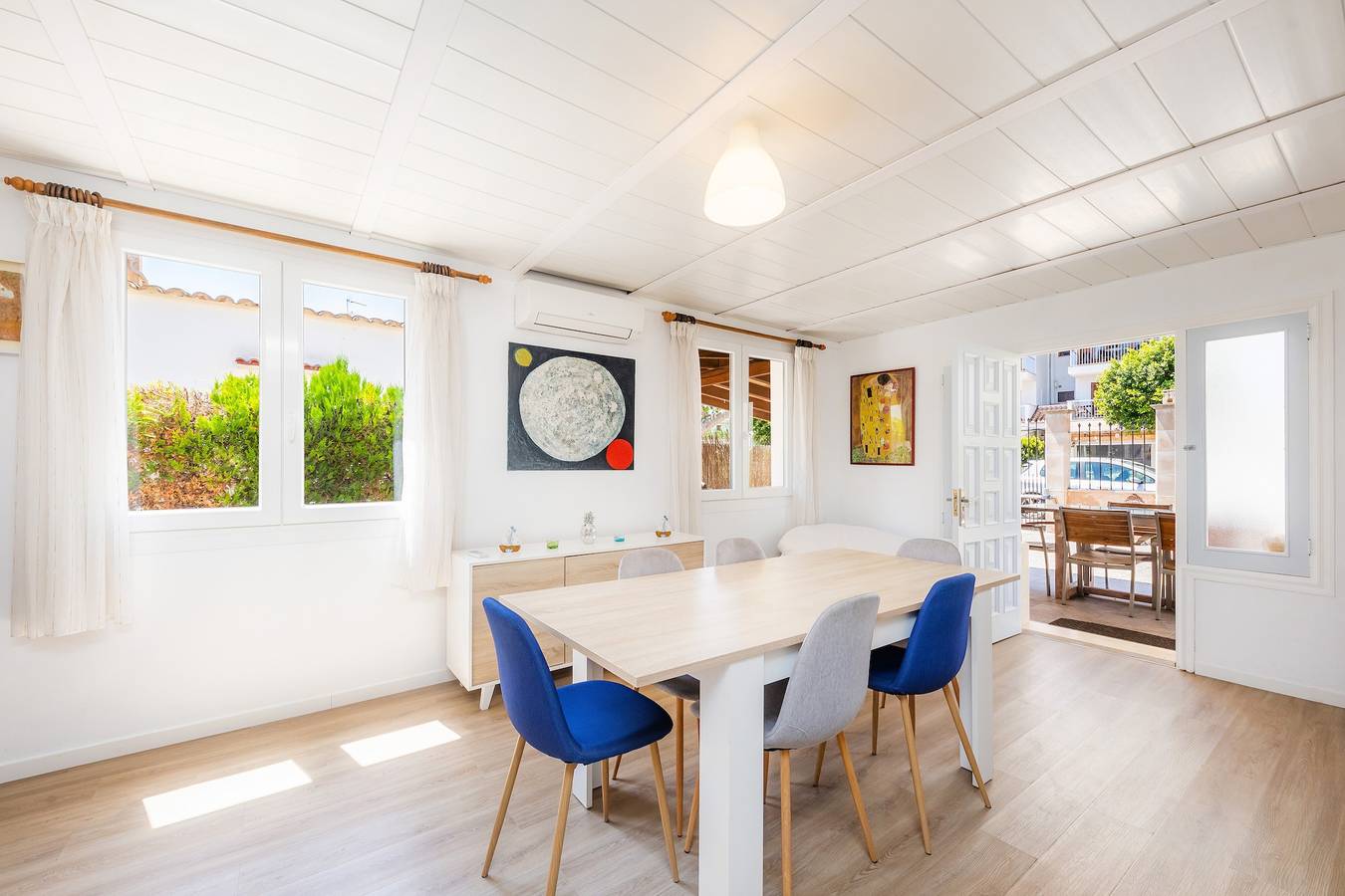Ferienhaus 'Juanito' mit privater Terrasse, Wi-Fi und Klimaanlage in Playa de Alcúdia, Alcúdia