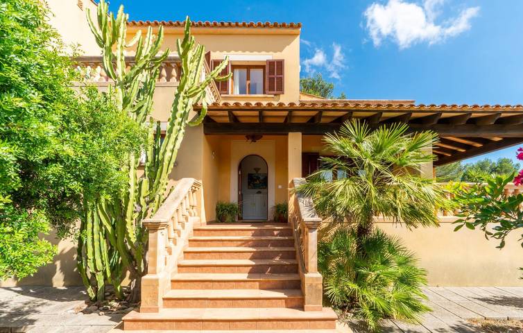 Gemütliches Apt mit Terrasse, Grill und AC 1,5km vom Strand entfernt in Colònia de Sant Pere, Artà