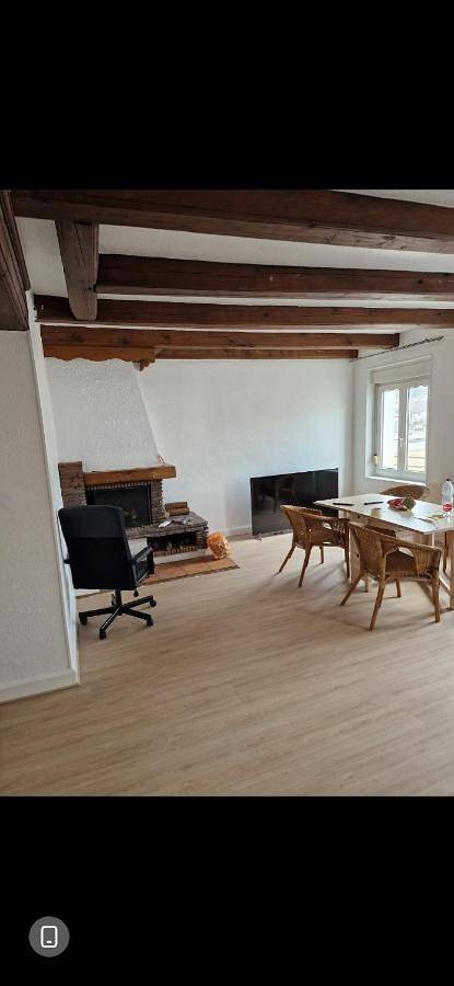 Location de vacances pour 9 personnes, avec vue et jardin, animaux acceptés dans Sainte-Hélène (Vosges)