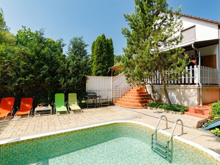 Ferienhaus für 11 Personen am Balaton