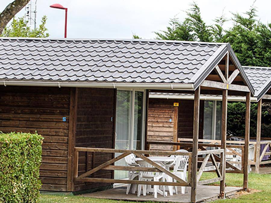 Camping Saint Grégoire - Chalet 5 personas in Servon, Avranches region