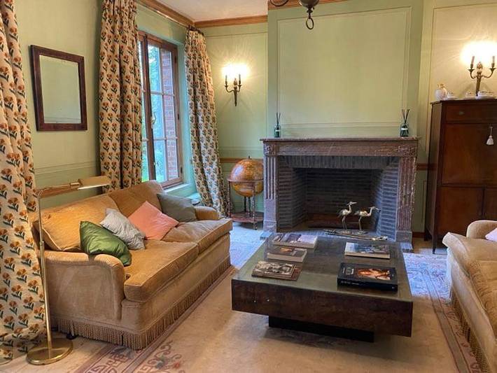 Location de vacances pour 15 personnes, avec Terrasse et Jardin ainsi que Piscine et Vue à Dinant - 2