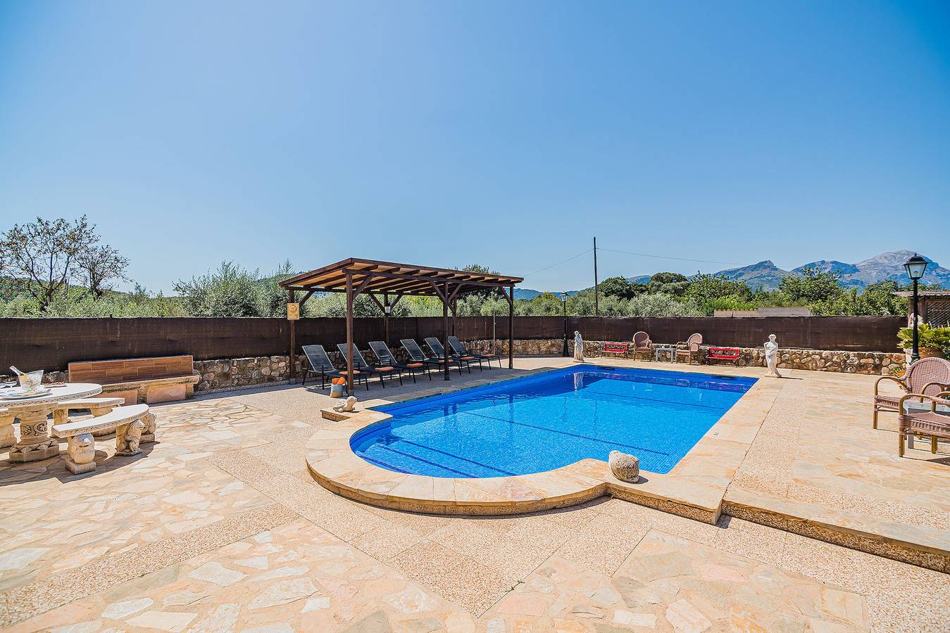 Villa 'Toni Mosca' mit Bergblick, Wi-Fi und Klimaanlage in Pollença Stadt, Pollença
