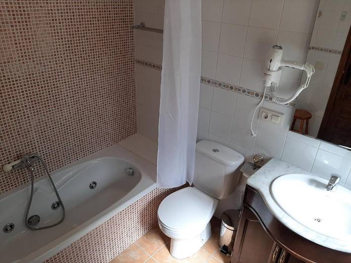 Casa de vacaciones para 8 personas, con jardín además de piscina y vistas, Se admiten mascotas en Mancha Alta de Toledo - 4