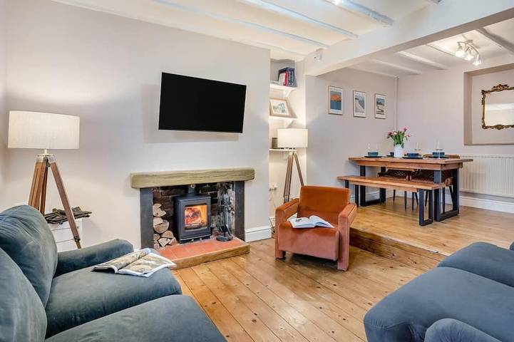Cottage for 4 people, with garden in Mumbles