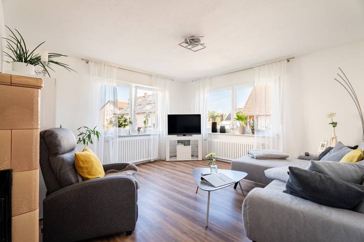 Geheel appartement, Appartement 'Haus Am Idyllischen Bach' met privé-tuin en wifi in Rheinau, Central Black Forest