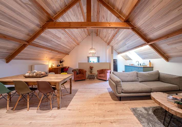 Gîte pour 3 personnes, avec jardin à Beernem