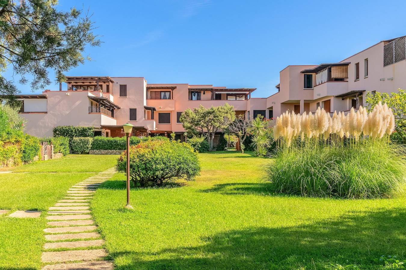 Ganze Wohnung, Ferienwohnung "Casa Vacanze Miky Punta Asfodeli" mit Terrasse, Garten & Klimaanlage in Porto Rotondo, Costa Smeralda