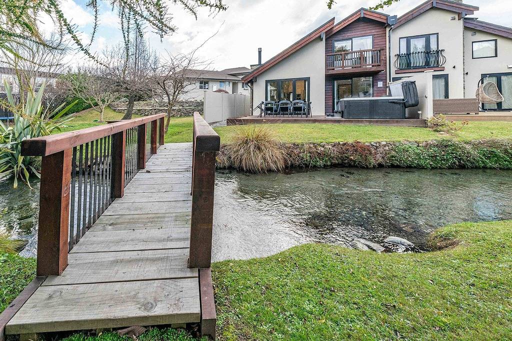 Holiday Home for 6 People in Wanaka, Otago