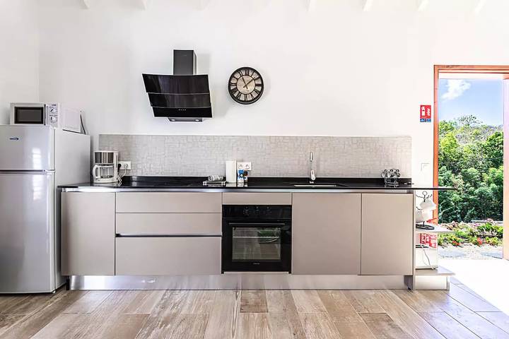 Mobil home pour 4 personnes, avec jardin dans Marie-Galante - 4