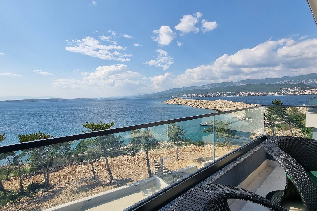 Ganze Wohnung, 1-Zimmer-Ferienwohnung mit Terrasse und Meerblick Silo, Krk A-21242-d in Silo (Krk), Krk