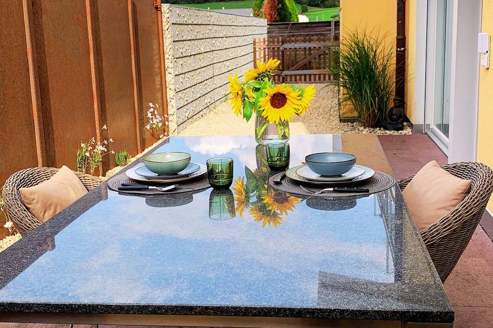 Appartamento intero, Peaceful Apartment in a Well-Connected Area in Canton Zurigo