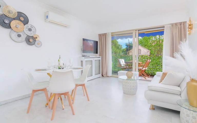 Ferienwohnung für 4 Personen, mit Balkon in Cannes - 3