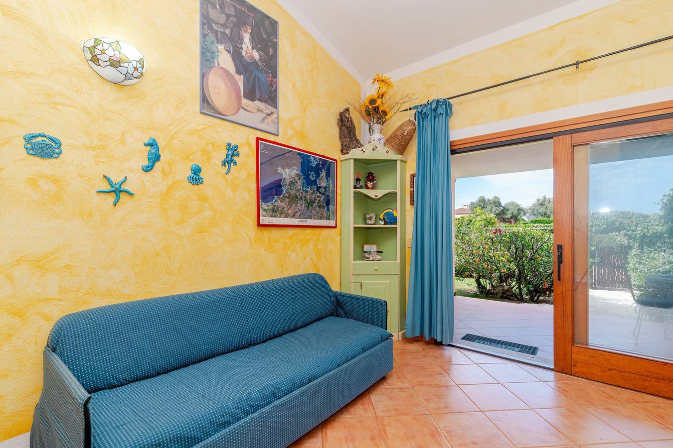 Ganze Wohnung, Villetta Alberto: Apartment mit privater Terrasse, Garten und Klimaanlage in Palau (dorf), Palau (Sardinien)
