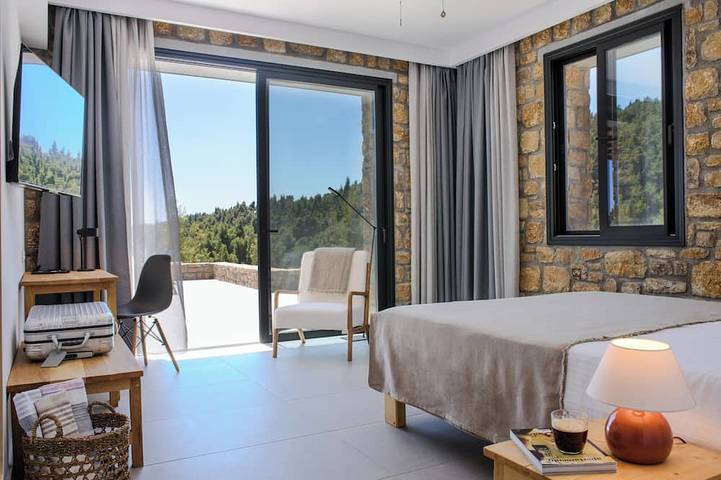 The Mavrolitharo Residence, new stone built villa. in Sithonia Peninsula