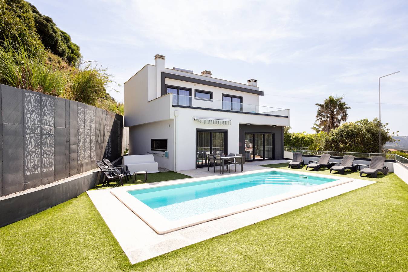 Villa Venda Nova - By Sch in São Martinho do Porto, Leiria District