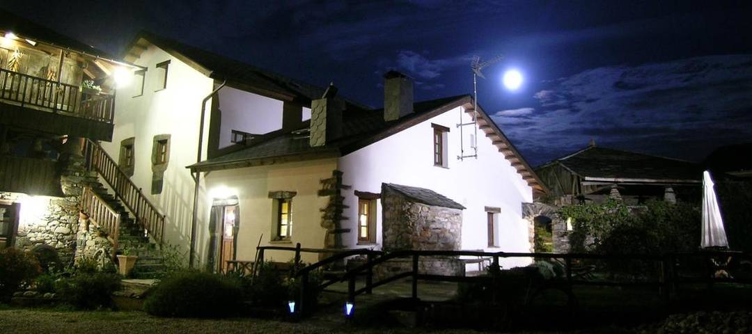 Casa rural para 2 personas, con Terraza además de Jardín y Vistas en Eo-Navia - 4